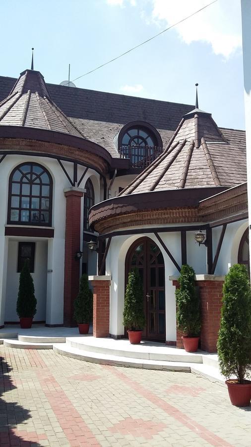 Karikas Hotel Hajduszoboszlo Exterior photo