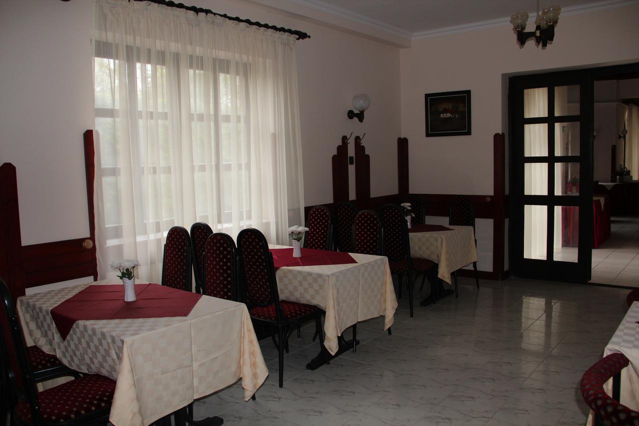 Karikas Hotel Hajduszoboszlo Exterior photo