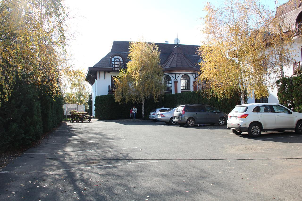 Karikas Hotel Hajduszoboszlo Exterior photo