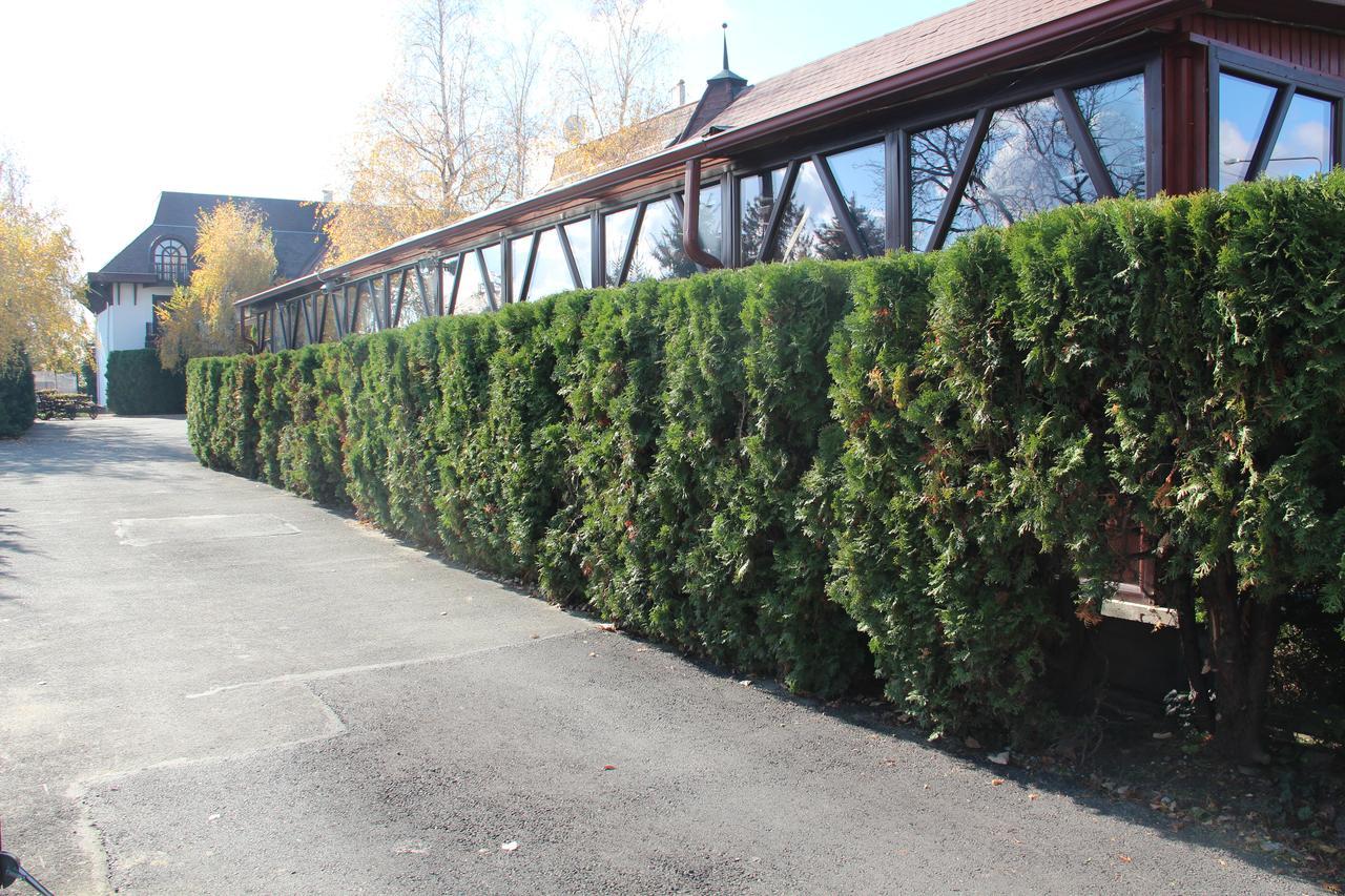 Karikas Hotel Hajduszoboszlo Exterior photo