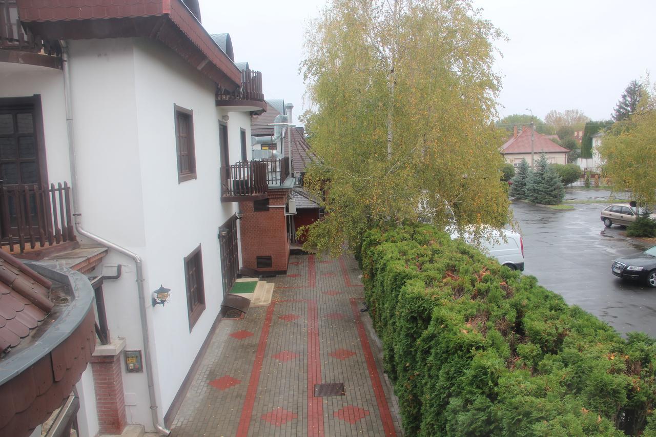 Karikas Hotel Hajduszoboszlo Exterior photo